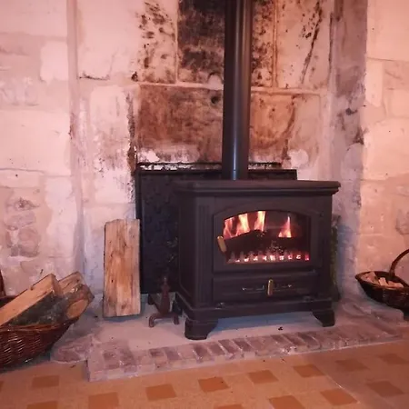 Holiday home Charmante Maison Avec Grand Jardin Lisiere Foret *
